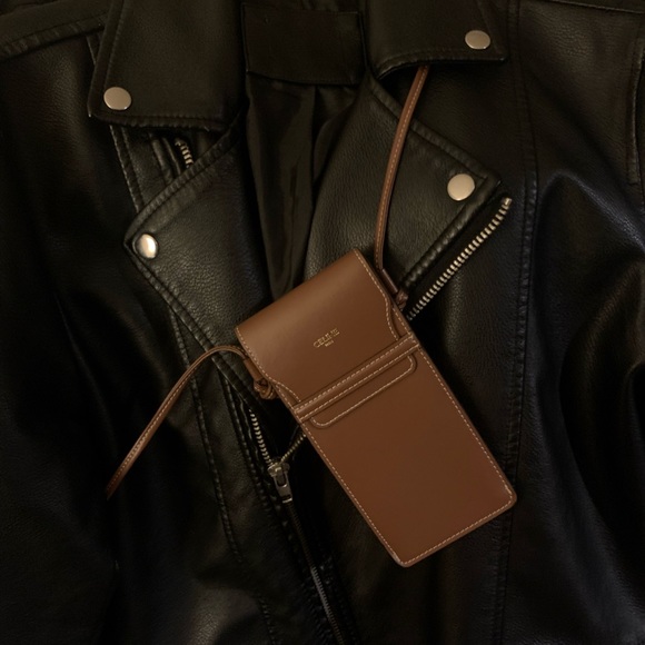 Celine sunglasses holder/phone holder/small crossbody - Picture 3 of 4